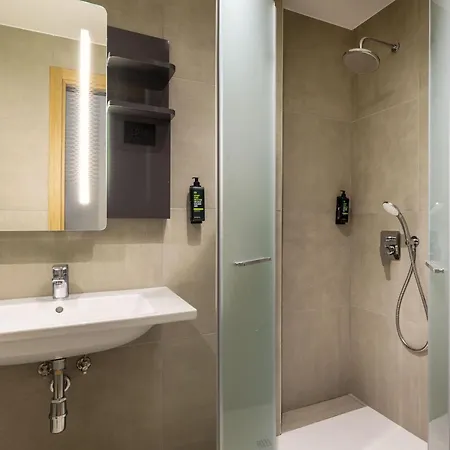 Отель Baradello