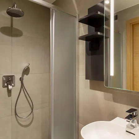 Baradello Отель Комо