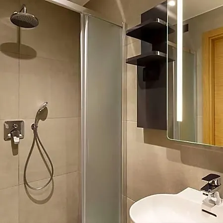 Baradello Hotel 3*