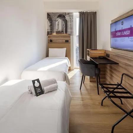 Baradello Hotell Como